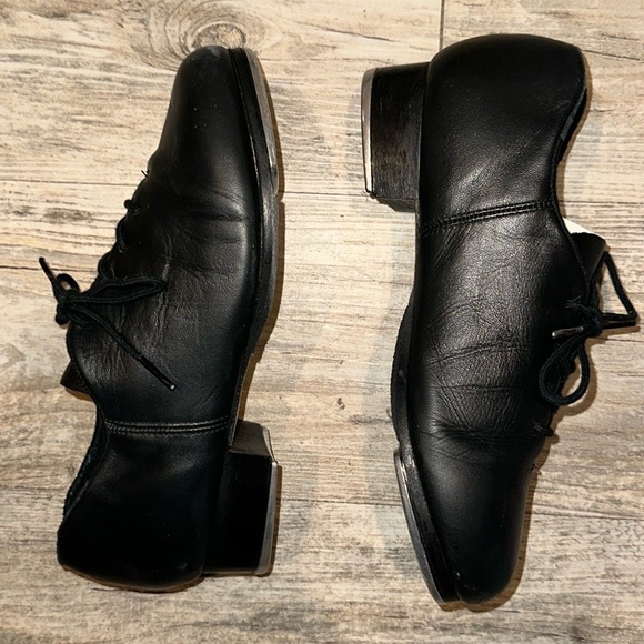 Capezio Tic Tap Toe Tap Shoes - Picture 9 of 10